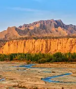 体育分析工具-新疆广汇迎英超关键赛，冲刺阶段队长鼓劲，悬念犹存，数据趋势出现新变化(冲沟的发育阶段)